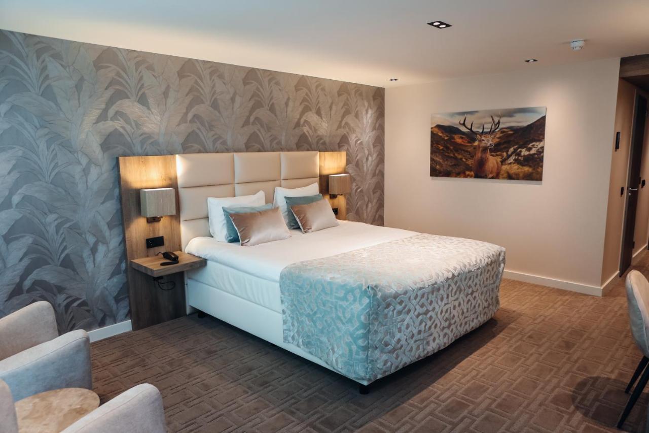 Double Room,1268975317:JPEG